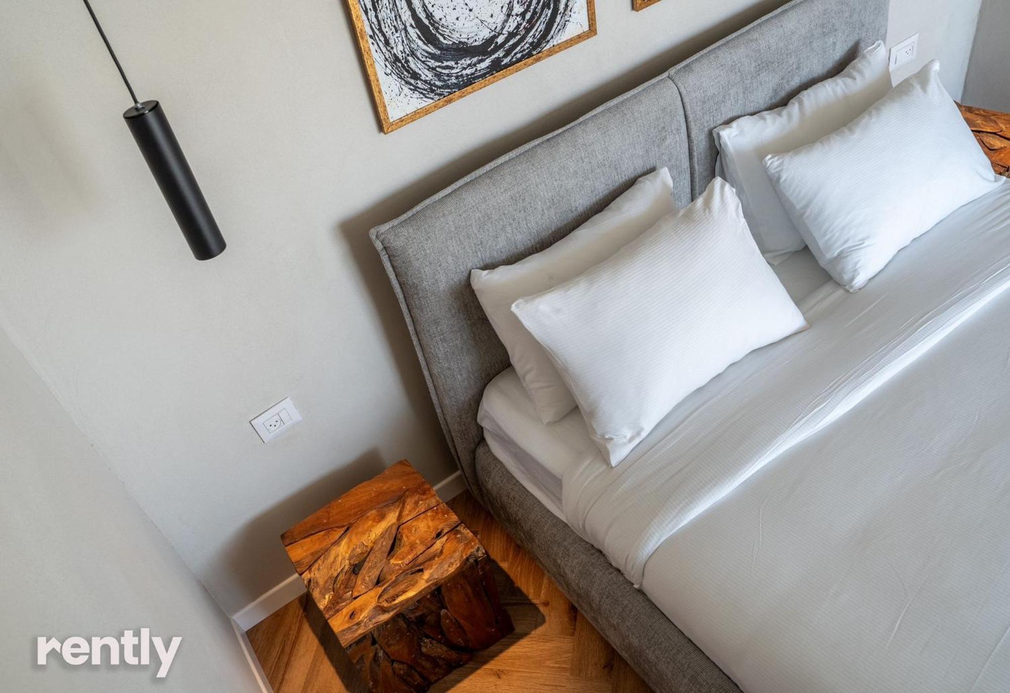Apartment Luxury And At Sea Side By Rently *