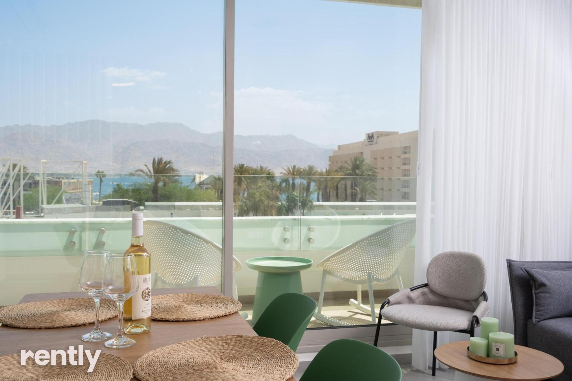 Luxury And At Sea Side By Rently Apartment *