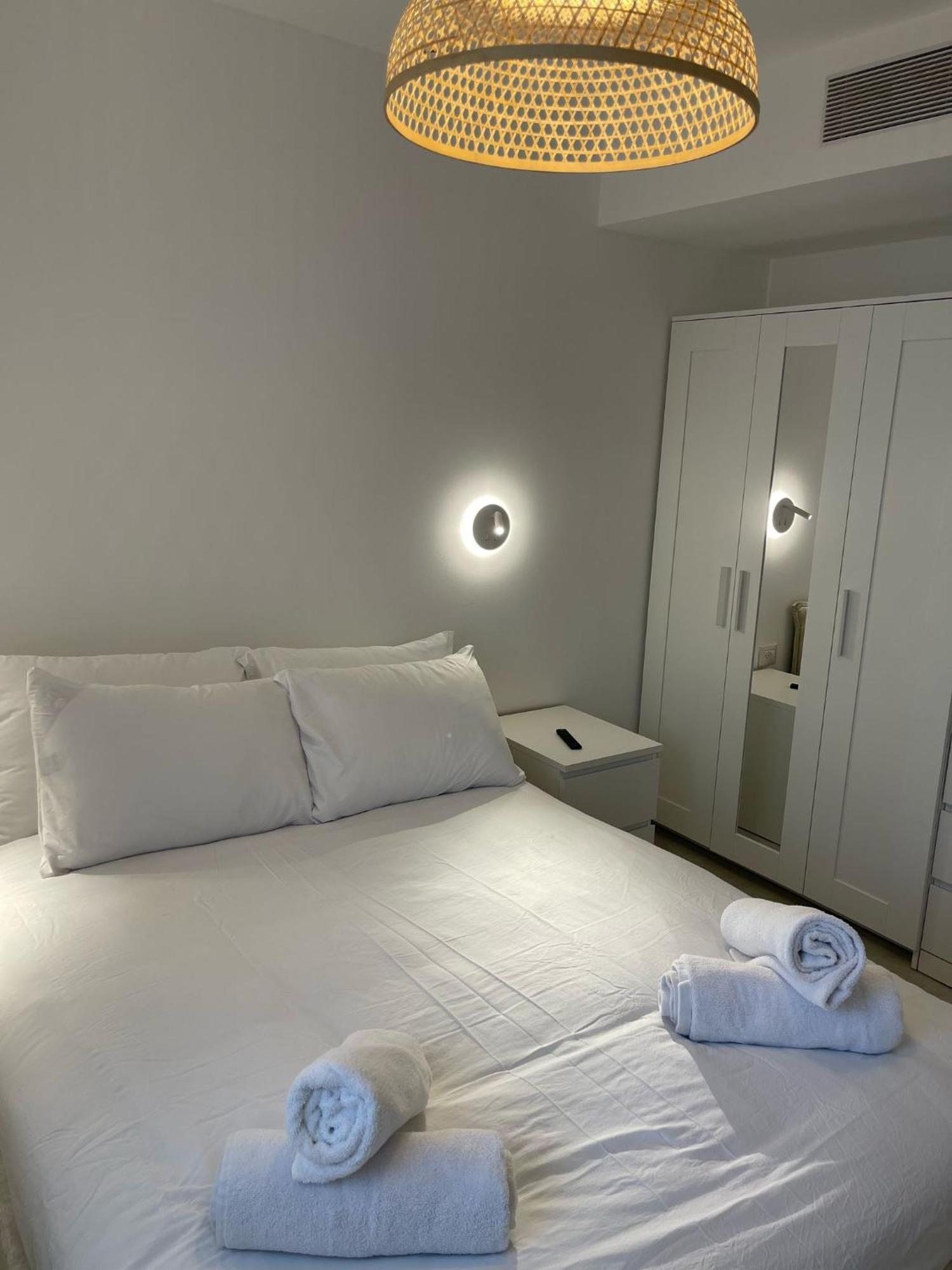 Apartment Luxury And At Sea Side By Rently *