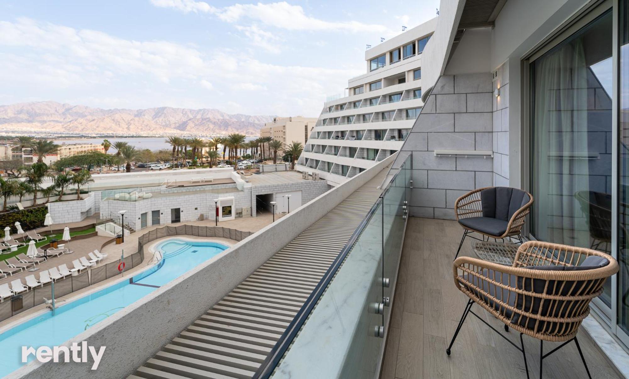 Luxury And At Sea Side By Rently Apartment *