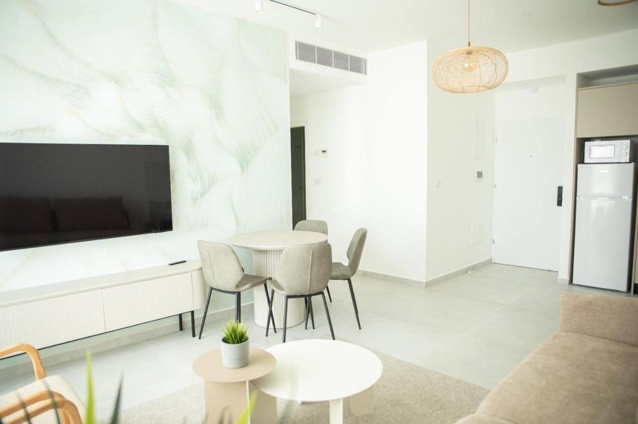 Luxury And At Sea Side By Rently Apartment Eilat